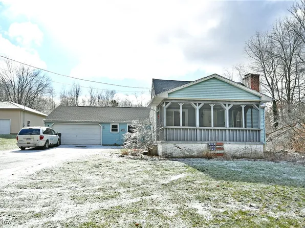 6370 Stewart Sharon Rd, Hubbard, OH 44425