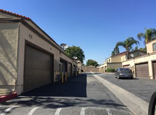 9250 Citrus Ave APT B, Fontana, CA 92335