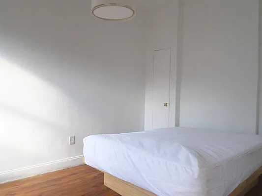 Rented by Keller Williams NYC | media 7