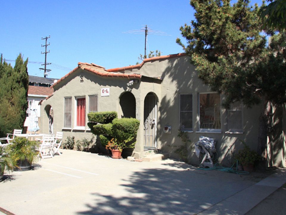 1st image of 3612 Veteran Ave