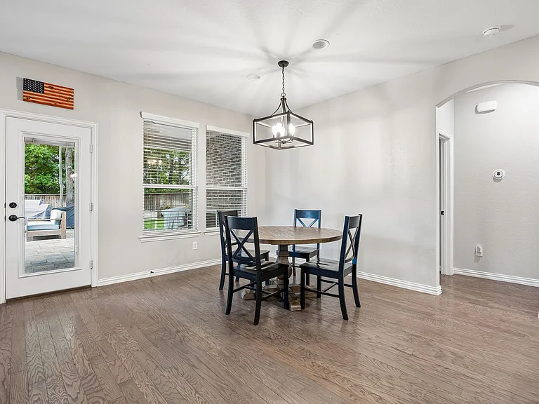 2200 Mountain Creek Ct — Photo 20
