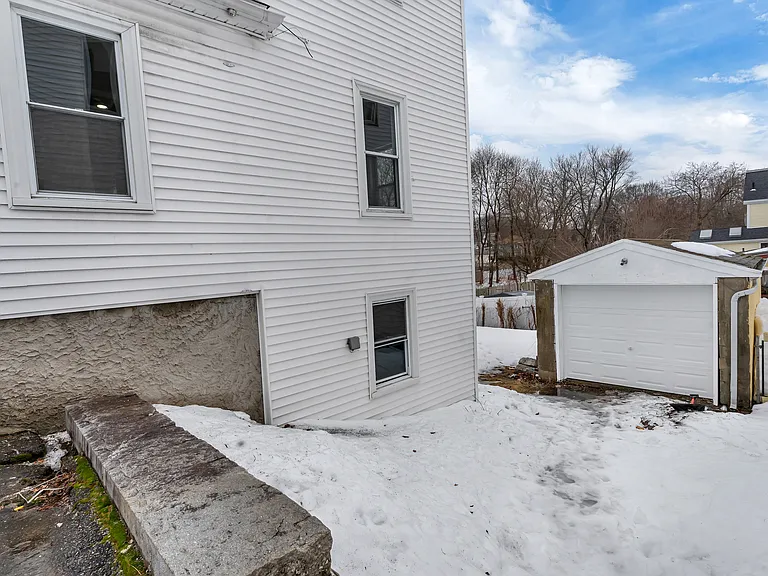 73 Walnut St — Photo 28