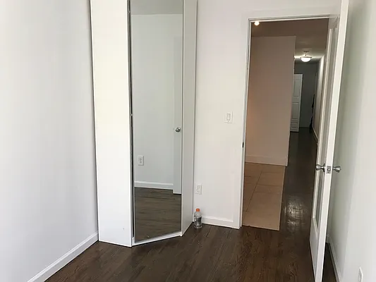 Rented by Premier Metro Realty Corp | media 43