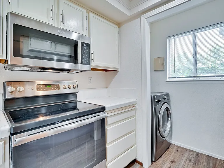 1006 Summerplace Dr — Photo 23
