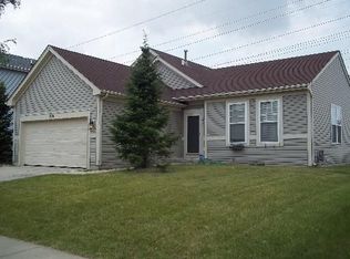 826 Rebecca Ln, Bolingbrook, IL 60440