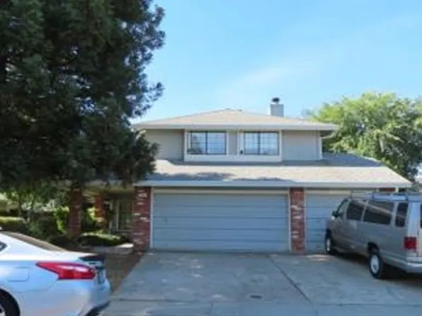 1002 Mayflower Ct, Roseville, CA 95747