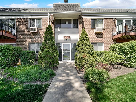 4th image of 10369 Dearlove Rd APT 1F