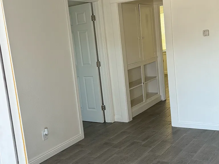 1170 W Rialto Ave — Photo 6