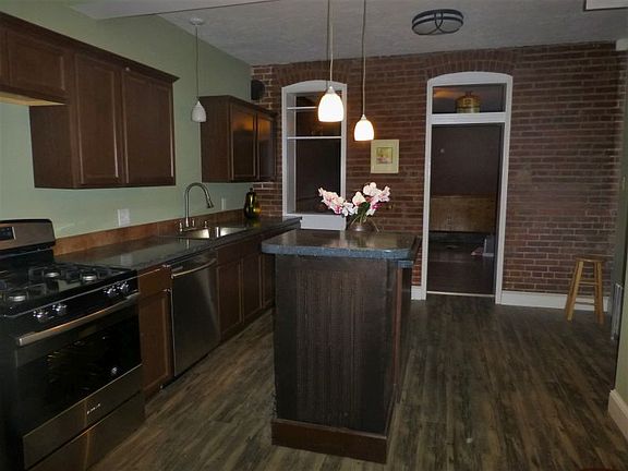 2nd image of 22 W Main St