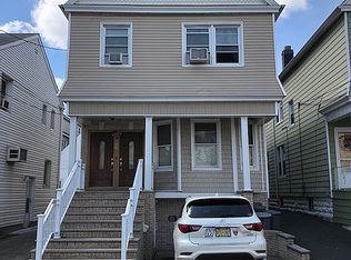 166 W 10th St, Bayonne, NJ 07002
