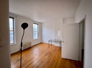 20-05 Steinway St #2F, Astoria, NY 11105