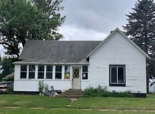 407 E Hughson St, Randolph, NE 68771