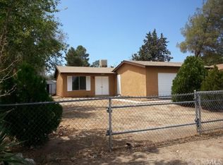 16307 Chestnut St, Hesperia, CA 92345
