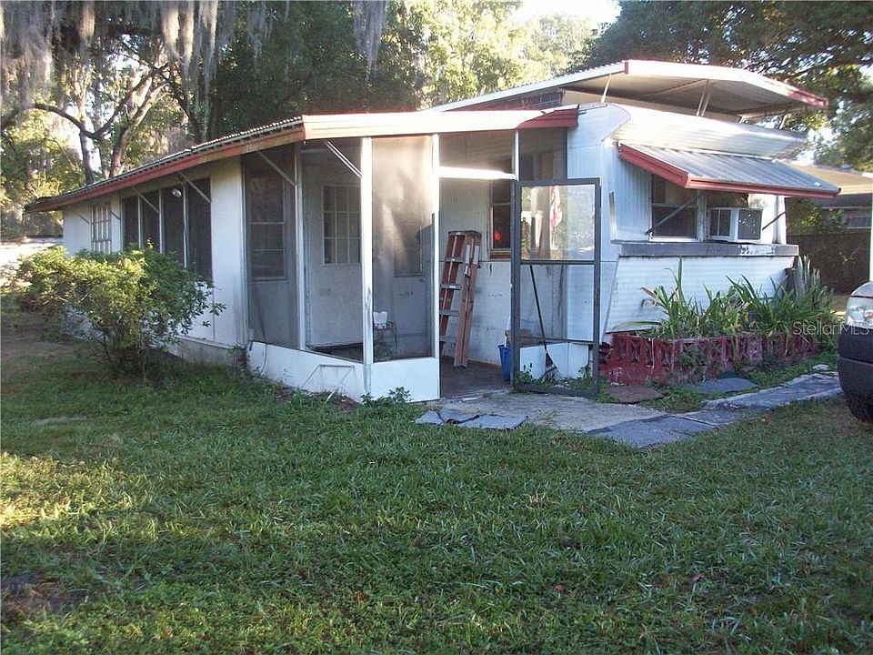 1st image of 21733 Pineywood Loop