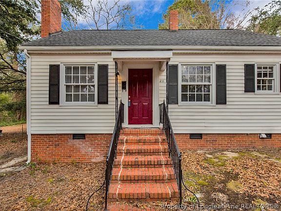 4th image of 216 Hawthorne Rd