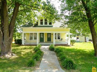 301 S Myrtle Ave, Smithton, MO 65350