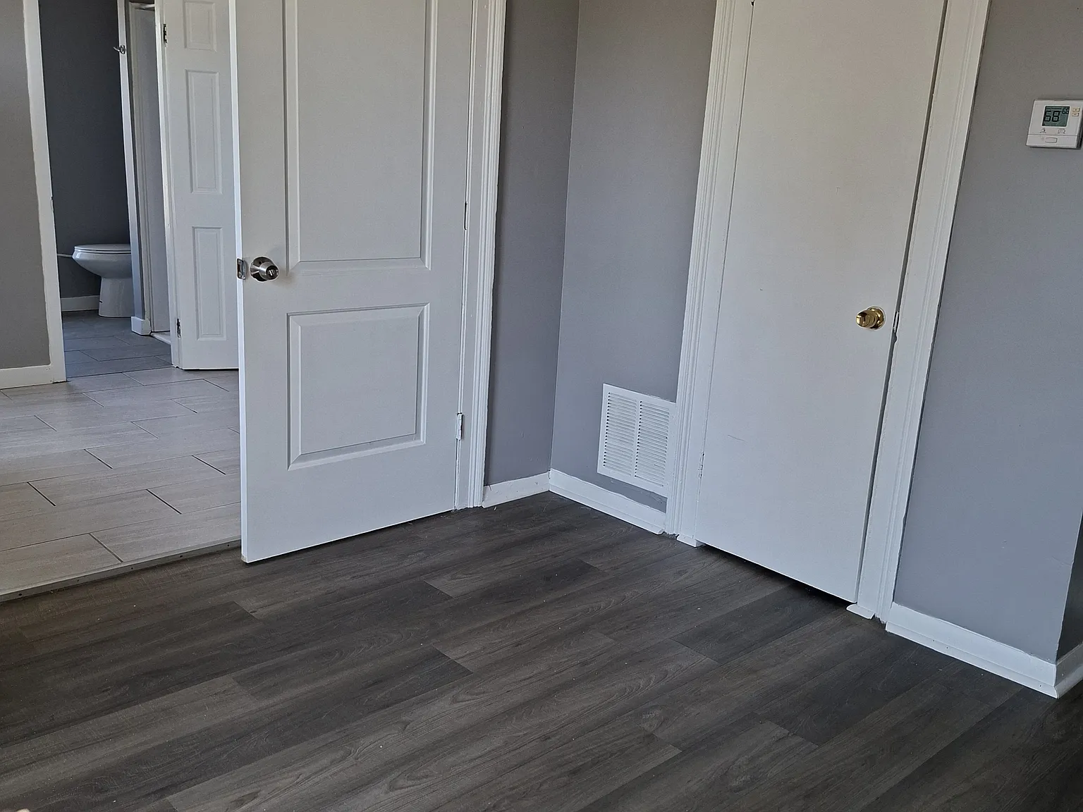 Studio, 700 sqft, $1,200 — Photo 1