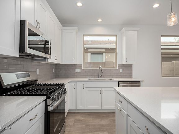 2nd image of 5434 W LAS PALMARITAS Drive