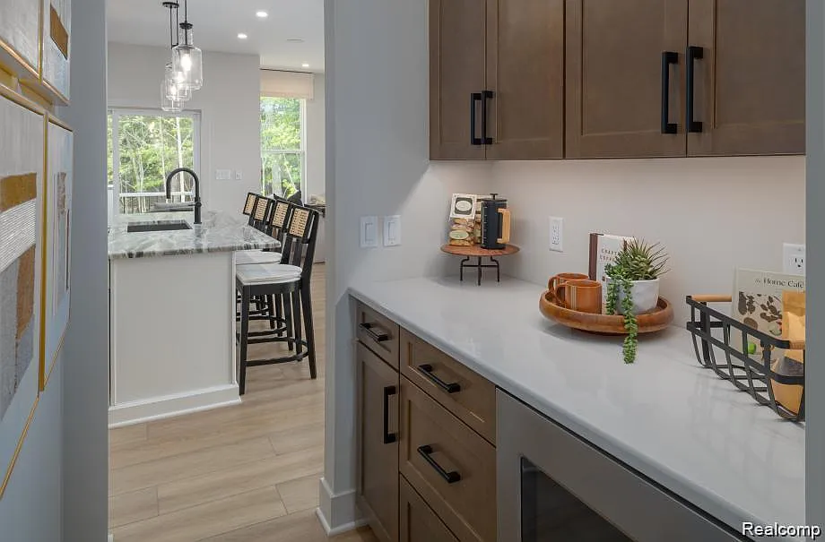 Building Photo - 49478 Coldwater Ridge Dr