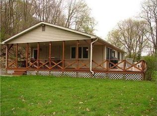 10 Shady Ln, Freeport, PA 16229