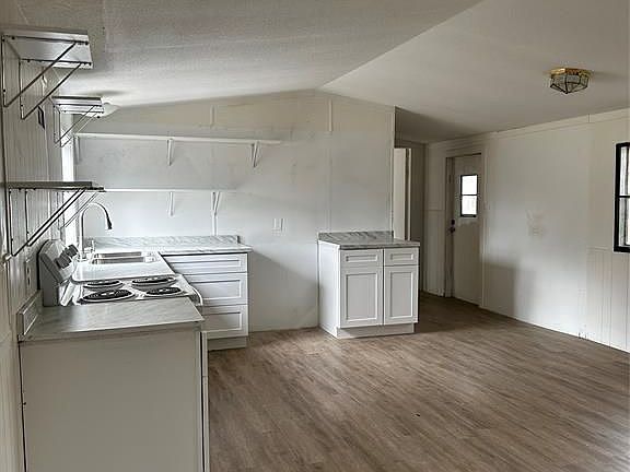 2nd image of 21098 Brazos Dr