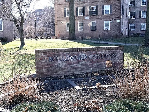 2nd image of 30-15 Hobart St APT 1H