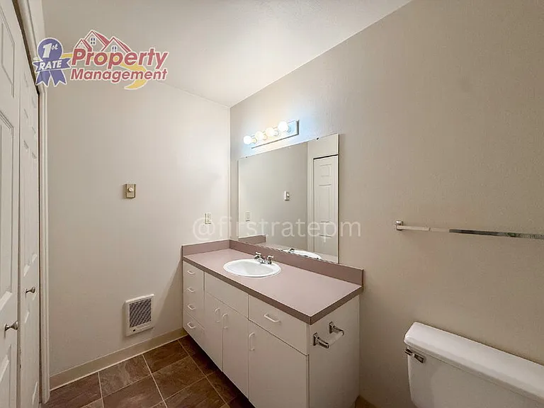 6849 W Susan Ln #102 — Photo 14