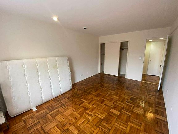 5th image of 78-40 162nd St #1J