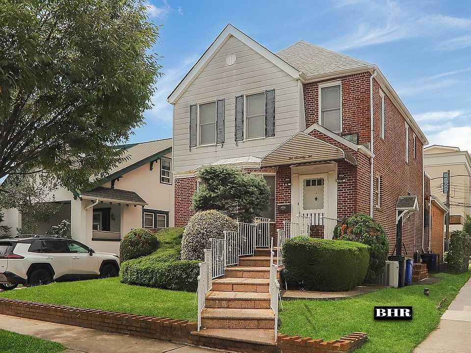 1st image of 272 Exeter St