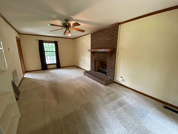 2nd image of 311 Forestview Dr