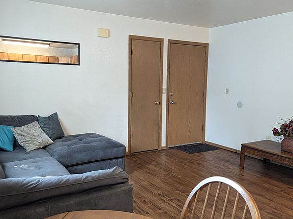 3rd image of 1420 Lacey St #5