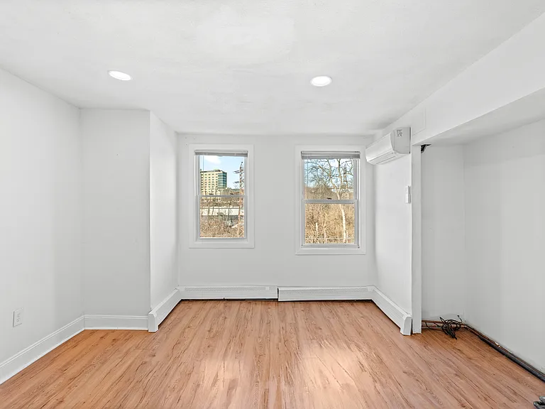 3220 W Willard St — Photo 15