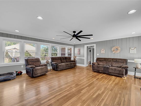 5th image of 5220 White City Park Rd