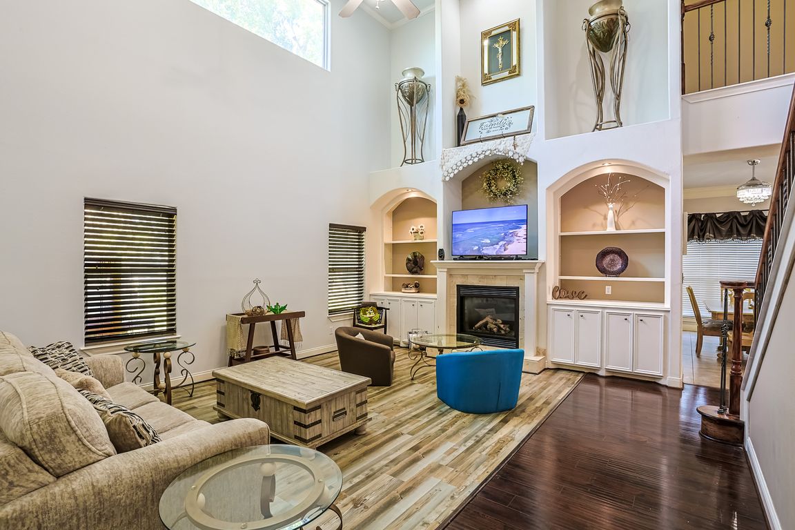 next background image