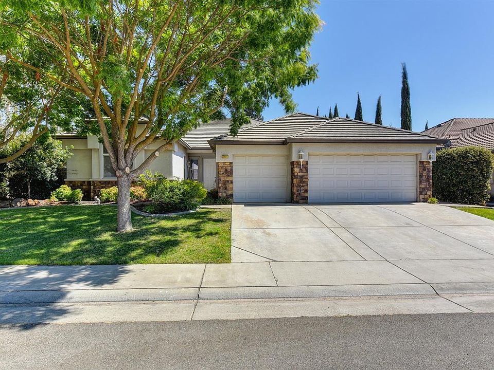 1st image of 7831 Tigerwoods Dr