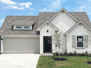 1805 Redchinned Dr, Lockhart, TX 78644