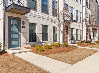 1001 Burnside Ln NW, Atlanta, GA 30318
