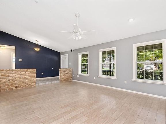 4th image of 407 Virginia Ave