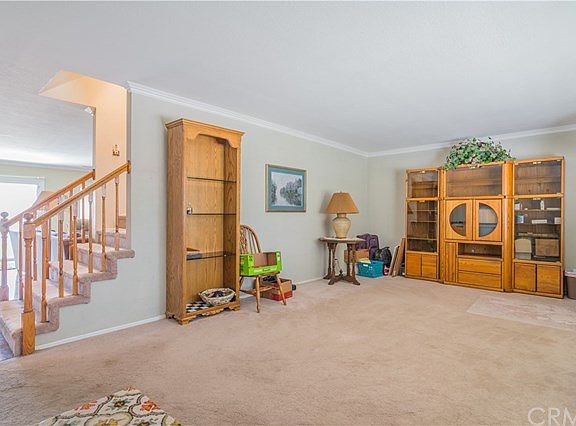 3rd image of 412 S Aldenville Ave