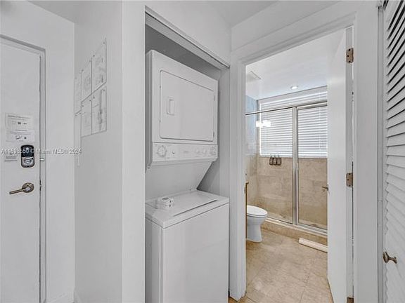 5th image of 7939 East Dr #6