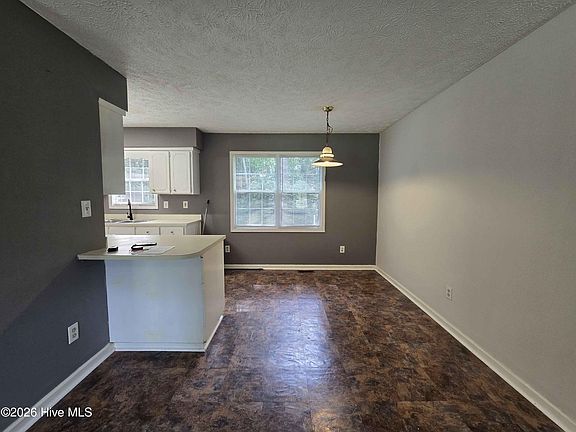 5th image of 1117 Avalon Drive