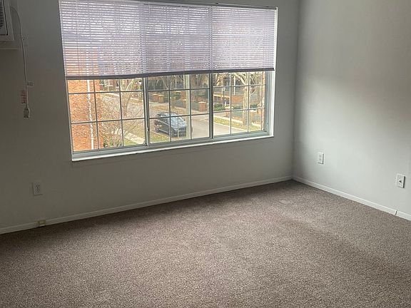 2nd image of 650 Ann St #670-301