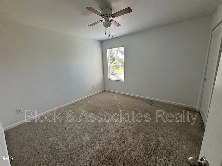 101 Red Bird Dr — Photo 32