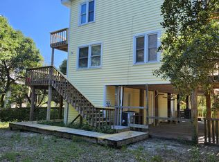3903 W Emerald Dr, Emerald Isle, NC 28594