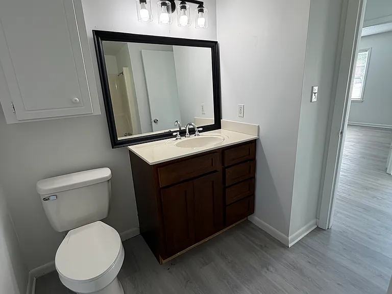 14 Wedgefield Dr #B — Photo 13