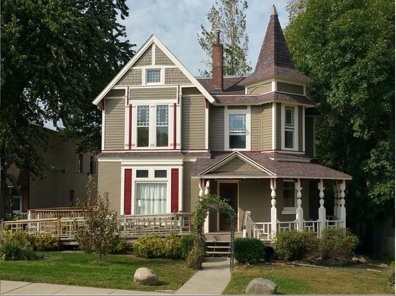 1st image of 510 W Main St #1