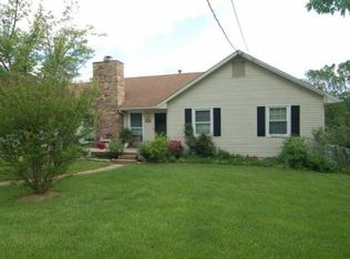 252 Cambridge Dr, Daleville, VA 24083