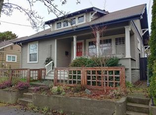 112 N 59th St, Seattle, WA 98103