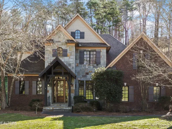 1834 Duncan Woods Ln, Knoxville, TN 37919