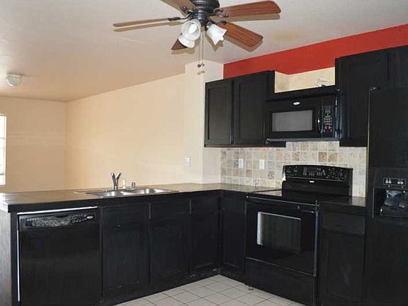 4th image of 1260 N Iron Horse Dr